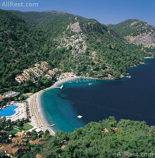 Hillside Beach Club 2